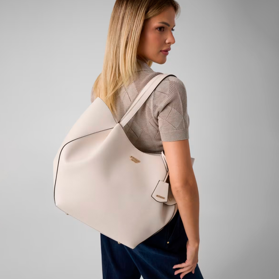 amorette-shopper-bag-with-interior-pochette