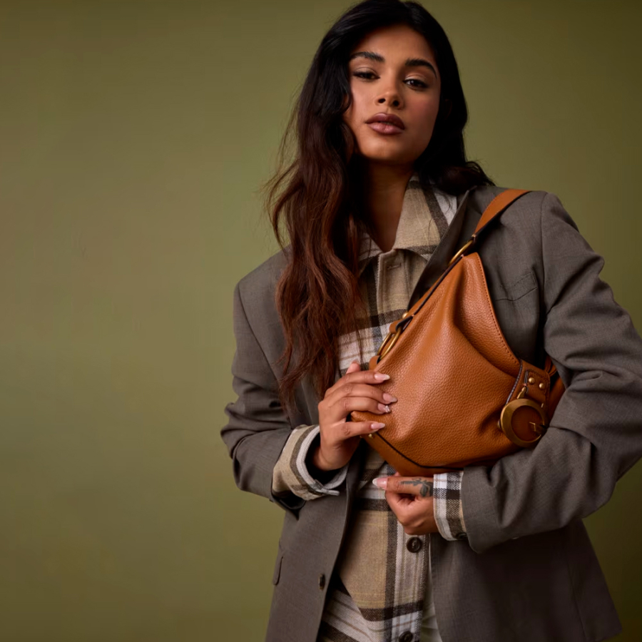 camden-medium-shoulder-bag camden-medium-shoulder-bag