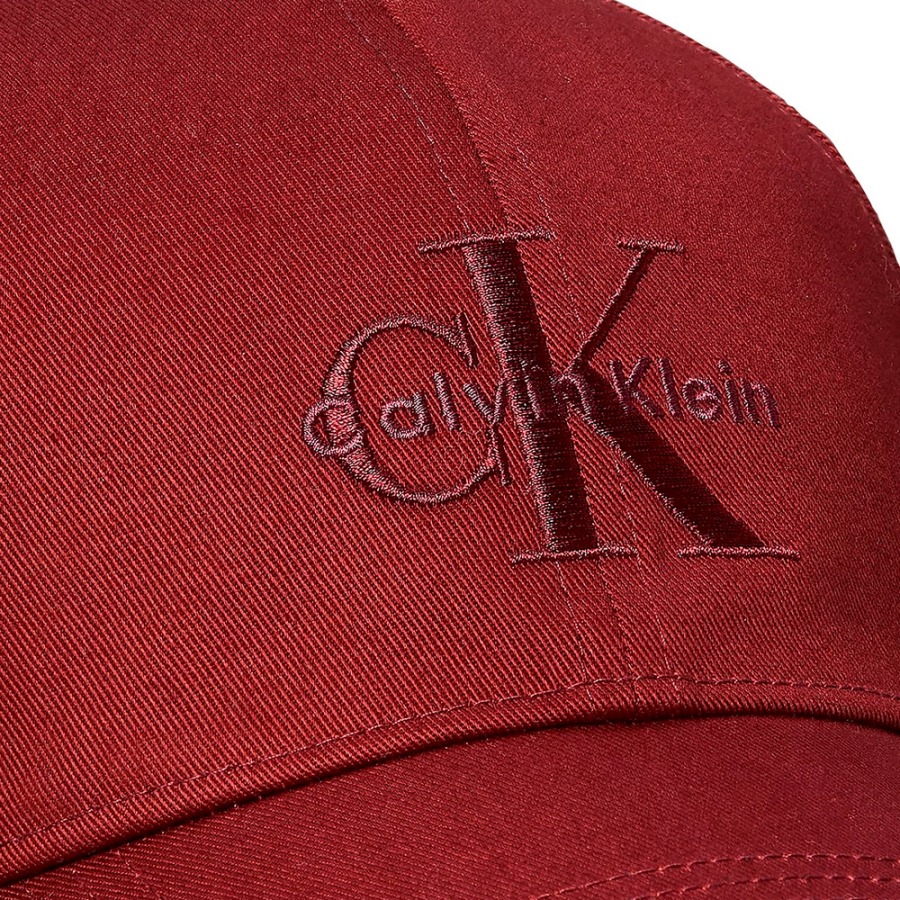 gorra-de-sarga-con-logo-monograma-bordado gorra-de-sarga-con-logo-monograma-bordado