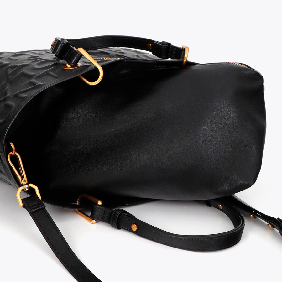 bolso-shopper-monograma-relieve