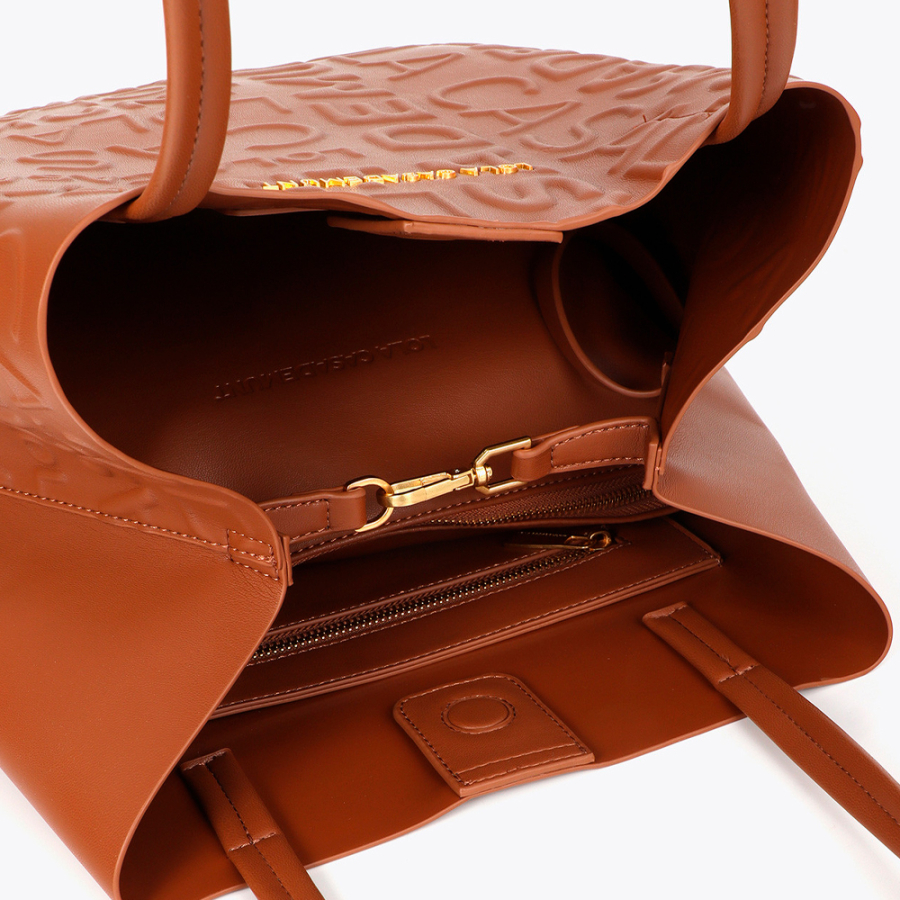 sac-cabas-monogramme-en-relief