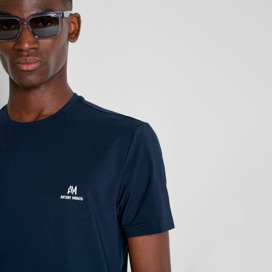 camiseta-super-slim-fit-logo-reflectante camiseta-super-slim-fit-logo-reflectante