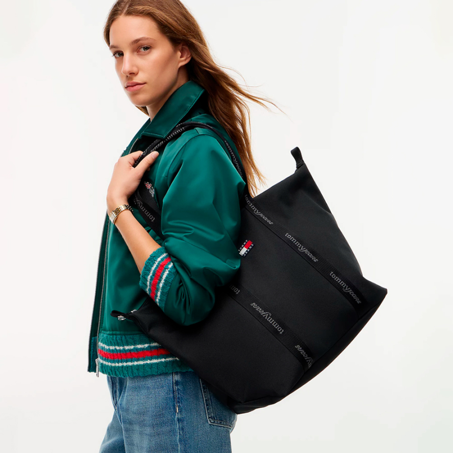 bolso-tote-essential-con-inscripcion bolso-tote-essential-con-inscripcion
