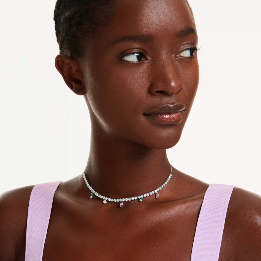 ariana-grande-x-swarovski-halskette ariana-grande-x-swarovski-halskette