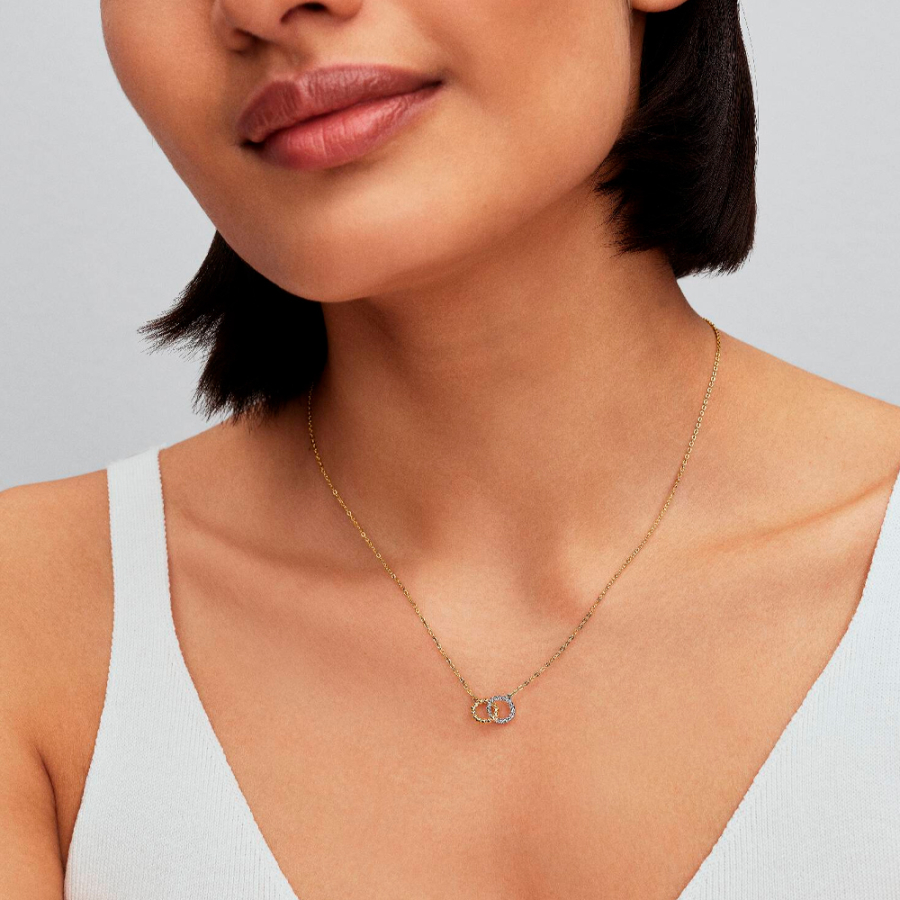 collier-a-cercles-entrelaces-avec-perles-et-pave-364825c01 collier-a-cercles-entrelaces-avec-perles-et-pave-364825c01