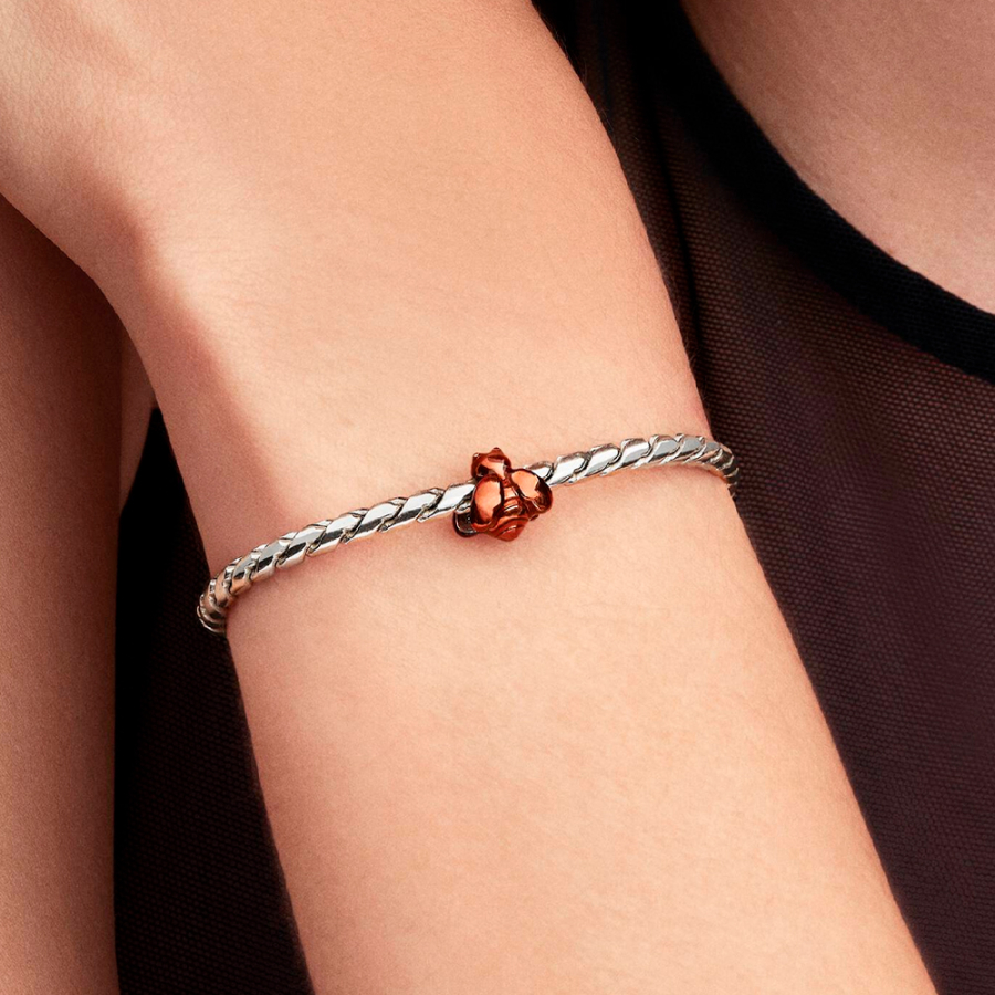 charm-mini-abelha-laranja-794903c01