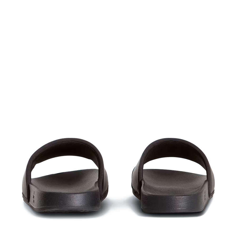 base-camp-iii-flip-flops base-camp-iii-flip-flops