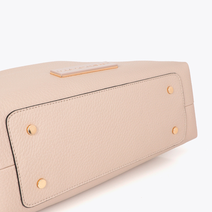 bolso-shopper-con-logo-a-tono