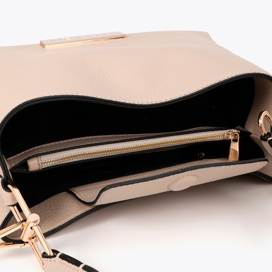 bolso-shopper-con-logo-a-tono