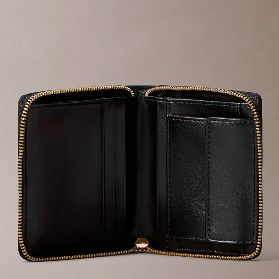 faux-leather-zip-up-wallet-and-keyring-set