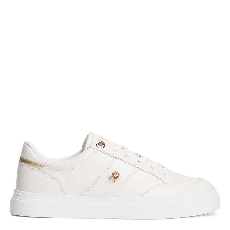 athletic-shoes athletic-shoes