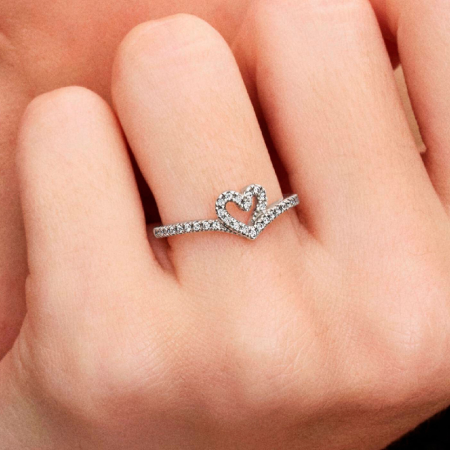bague-coeur-etincelant-199302c01 bague-coeur-etincelant-199302c01