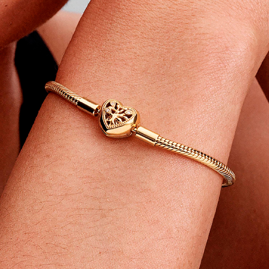 pandora-moments-snake-chain-bracelet-with-family-heart-clasp-563516c01 pandora-moments-snake-chain-bracelet-with-family-heart-clasp-563516c01