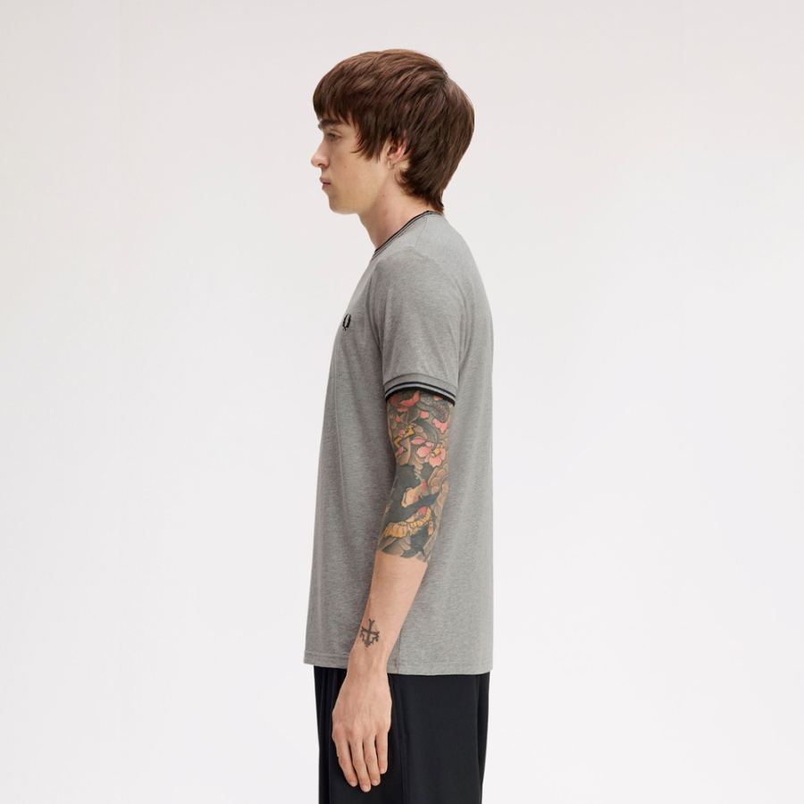 twin-tipped-t-shirt twin-tipped-t-shirt