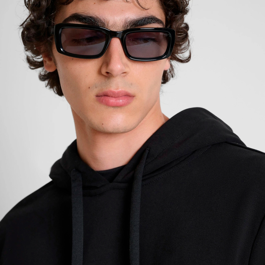 sudadera-relaxed-fit-placa-metalica sudadera-relaxed-fit-placa-metalica