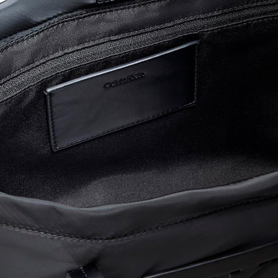 borsa-a-tracolla-piccola-in-nylon