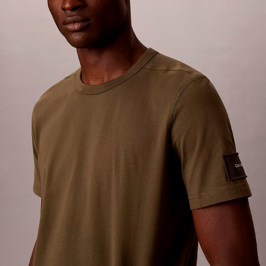 suede-knit-t-shirt-with-badge