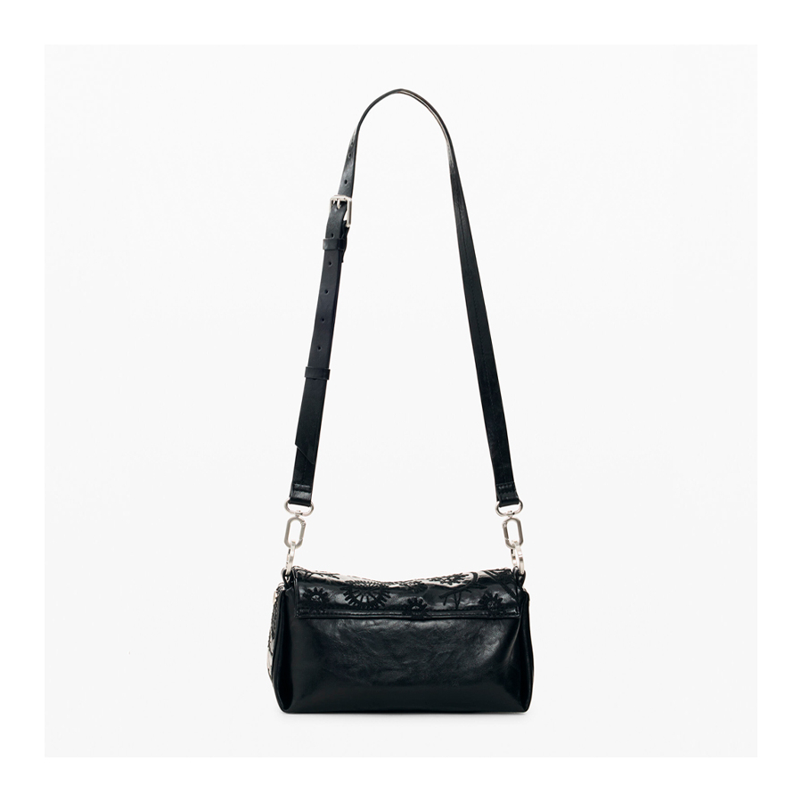 kleine-gepolsterte-tasche kleine-gepolsterte-tasche