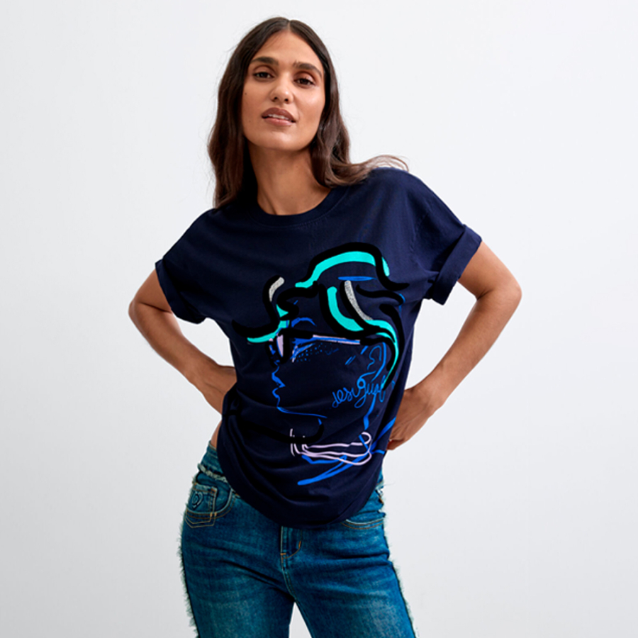 face-printed-t-shirt face-printed-t-shirt