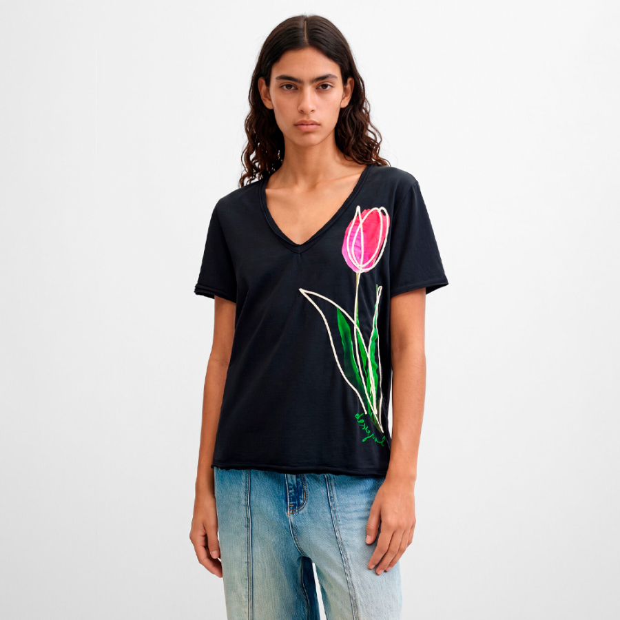 t-shirt-con-stampa-floreale t-shirt-con-stampa-floreale