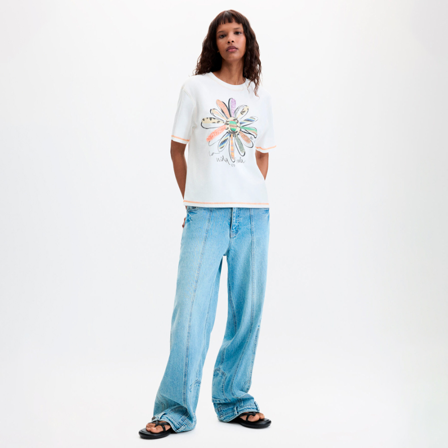 t-shirt-con-stampa-floreale t-shirt-con-stampa-floreale