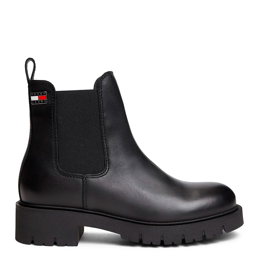 leather-chelsea-boots-with-studs