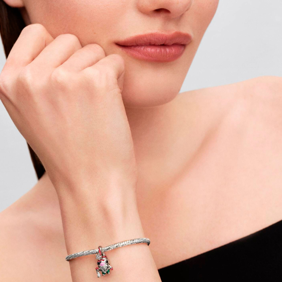 charm-gnomo-que-brilla-en-la-oscuridad-794969c01 charm-gnomo-que-brilla-en-la-oscuridad-794969c01