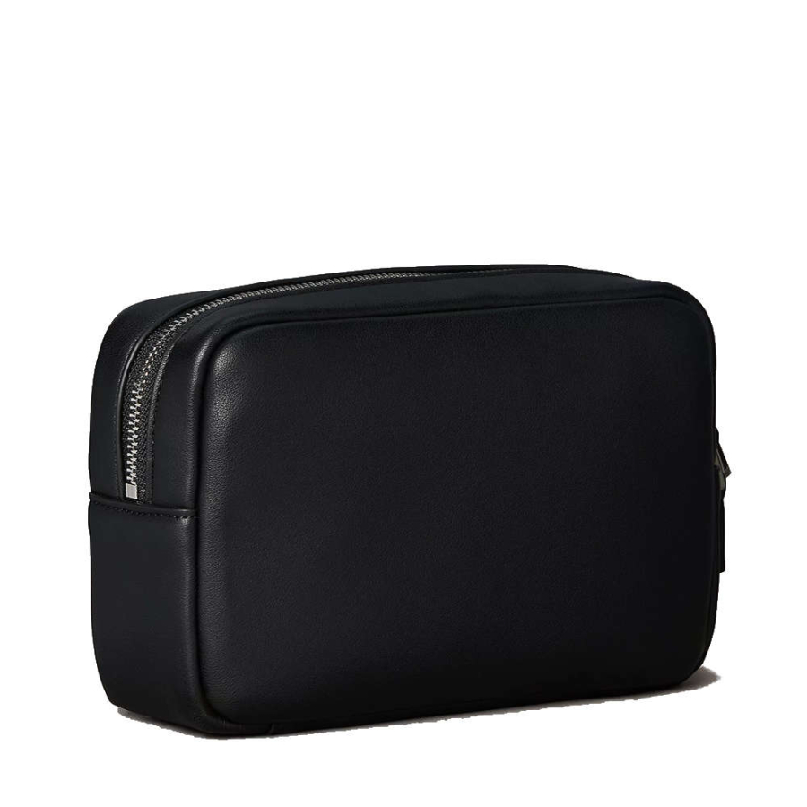 toiletry-bag-with-embossed-logo